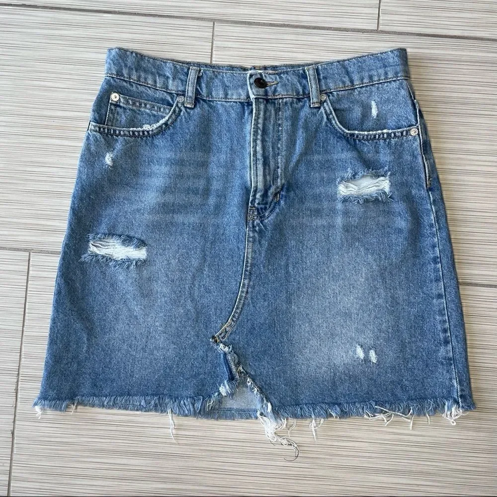 We the Free Hallie Washed Denim Distressed Skirt Size 28
